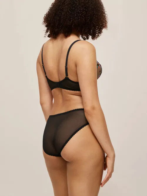 ‘Elsa’ star underwired plunge bra in black