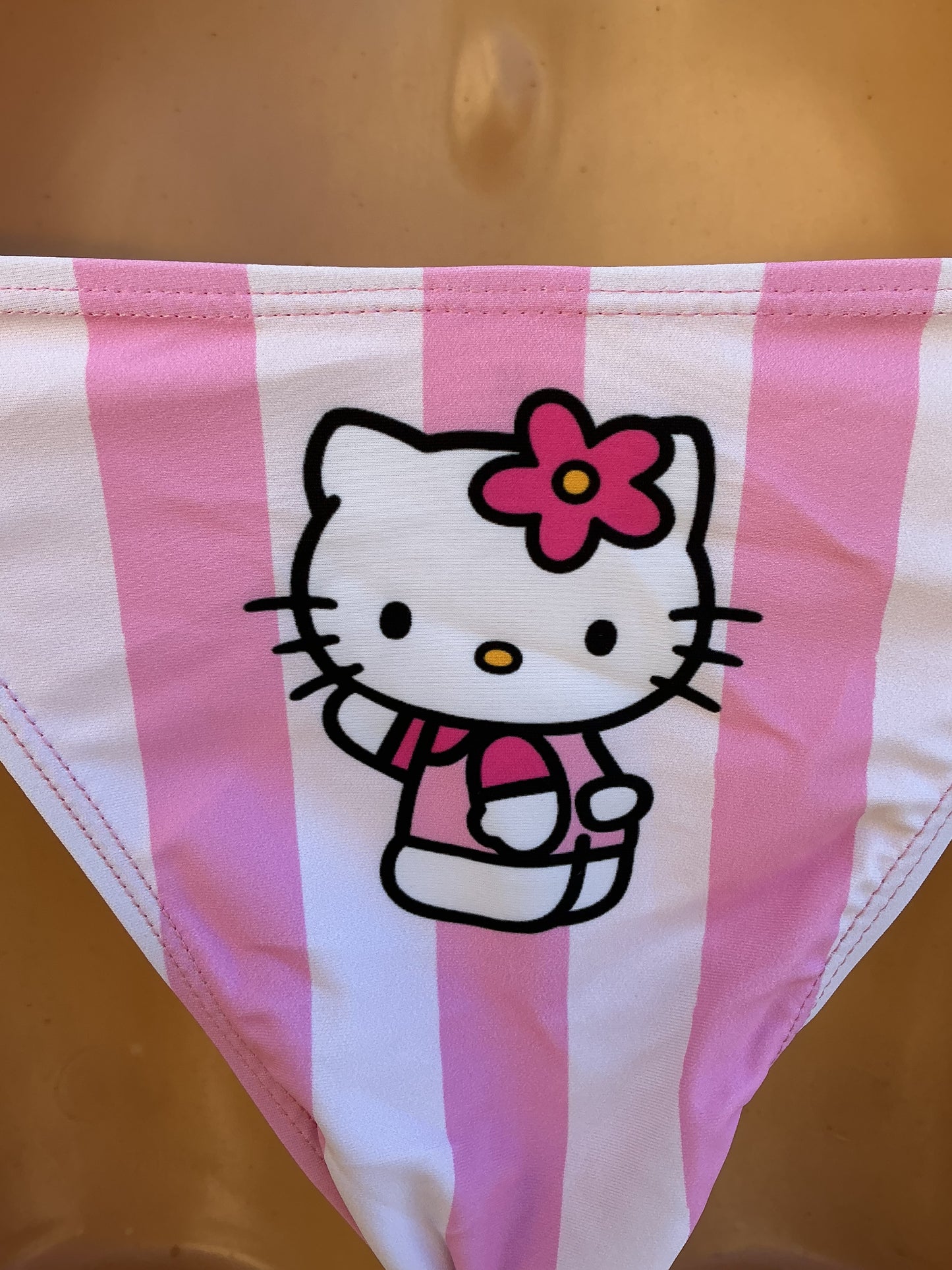 Hello Kitty striped bikini size M (10)