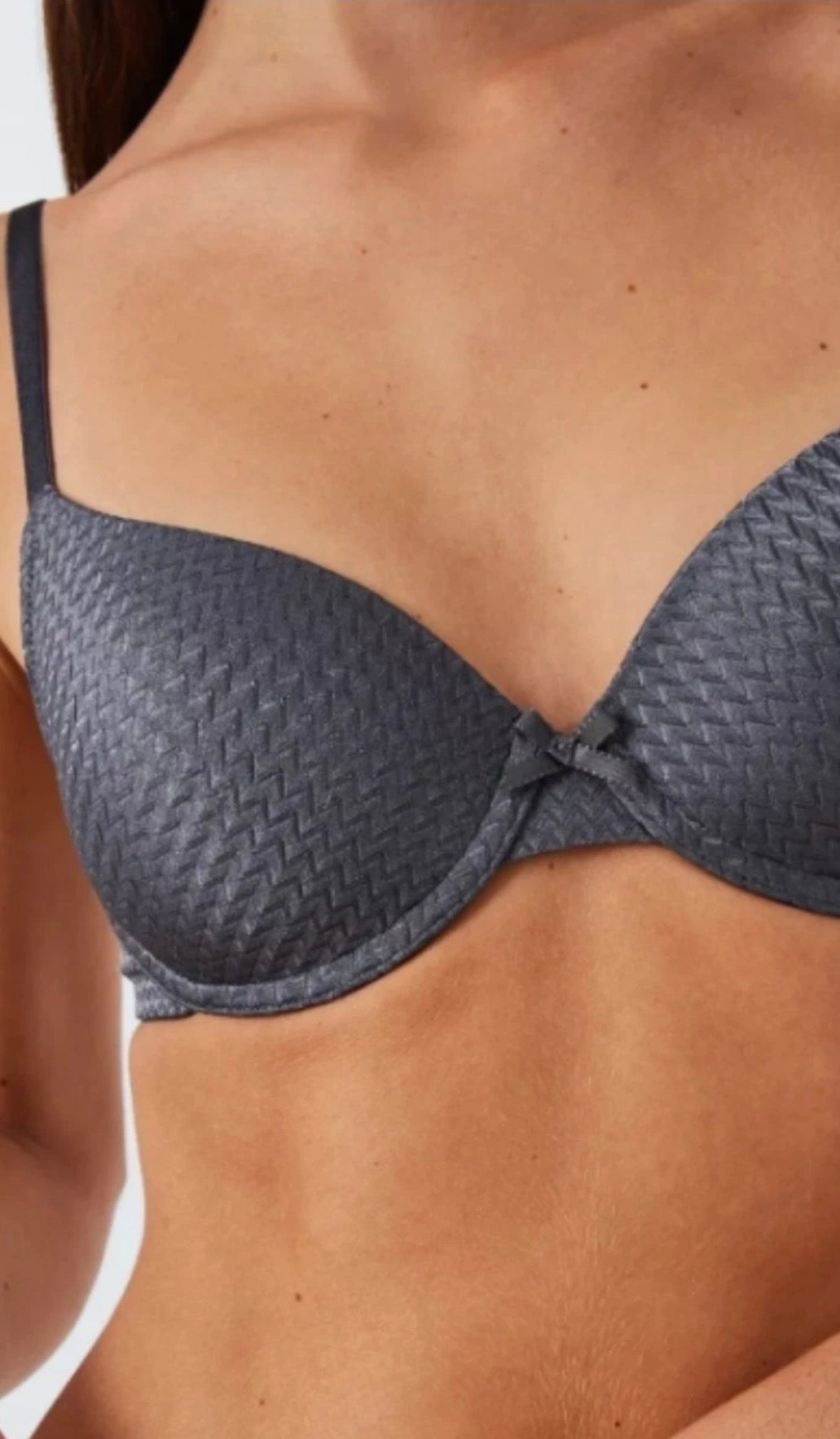 Diamond textured t shirt bra in graphite grey