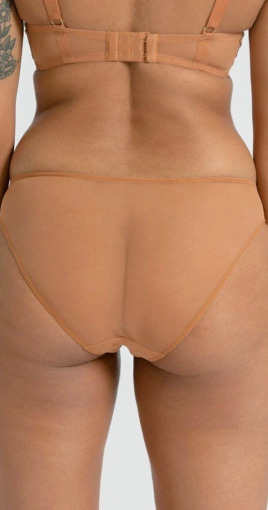 Mesh briefs in cafe au lait size S