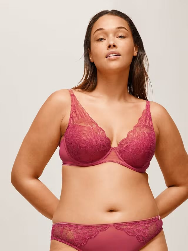 ‘Wren’ high apex, padded plunge bra in mauve pink, full support