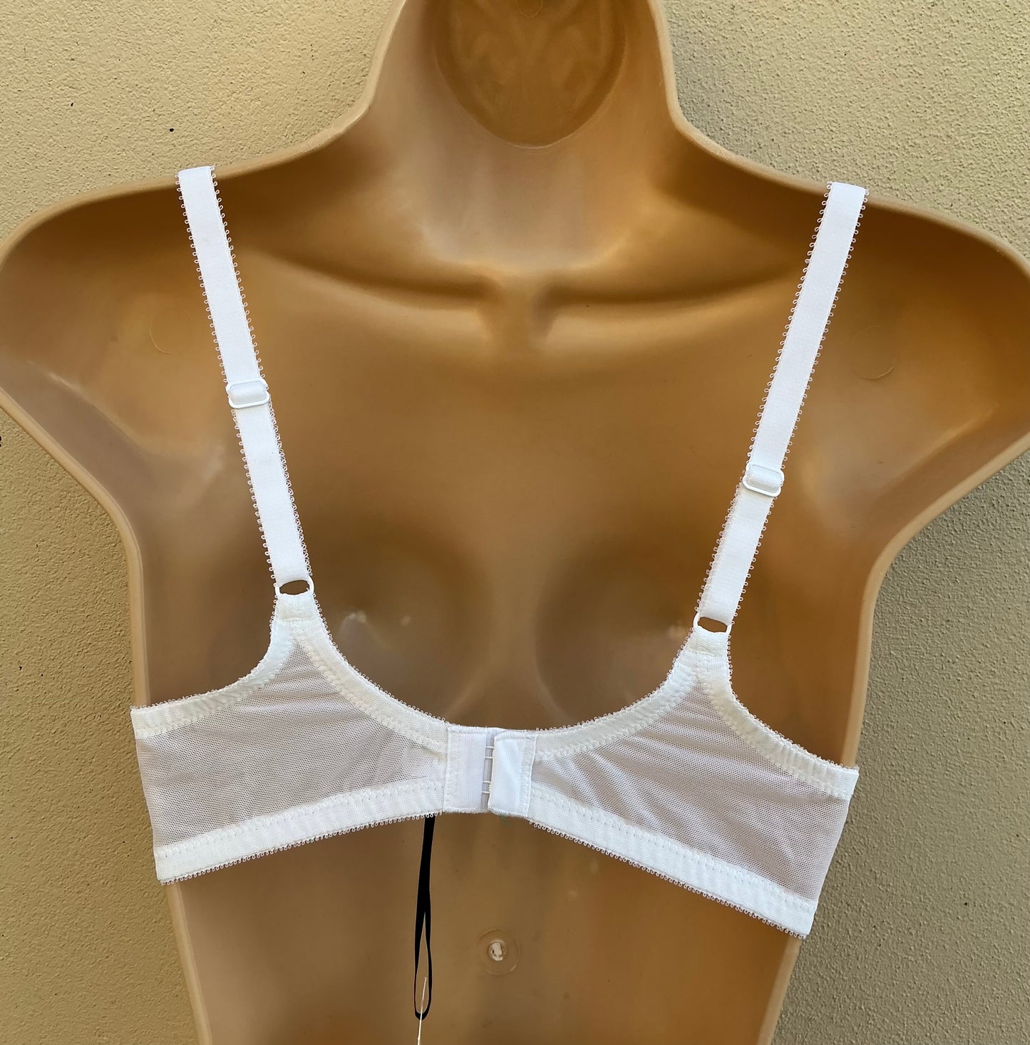 ‘Maisey’ non padded, lace edge bra, in white