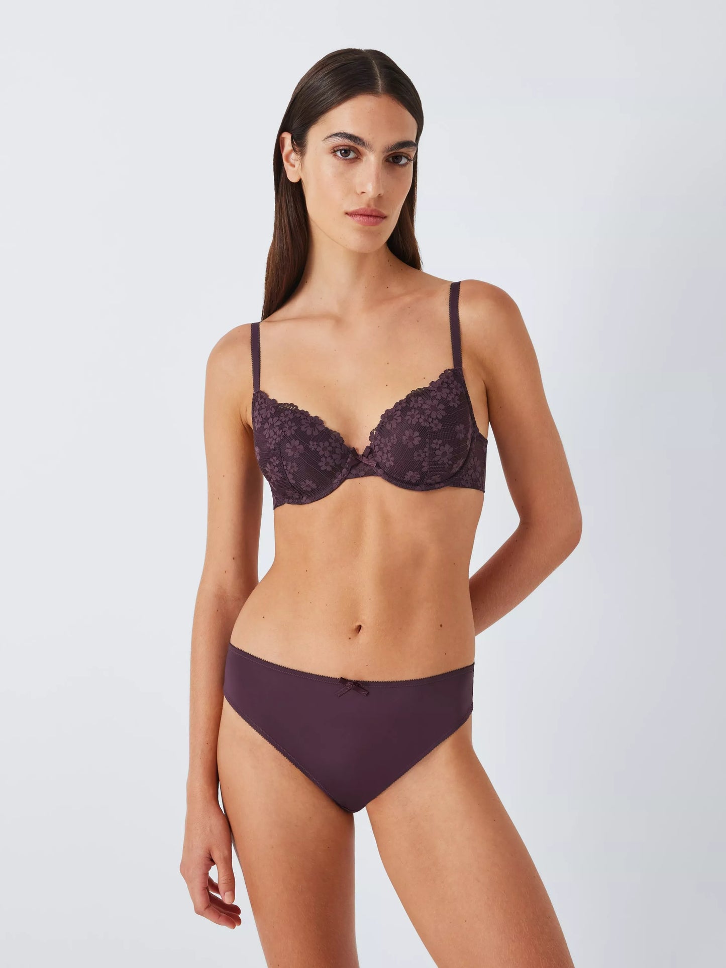‘Daisy’ lace plunge bra in plum size 30DD