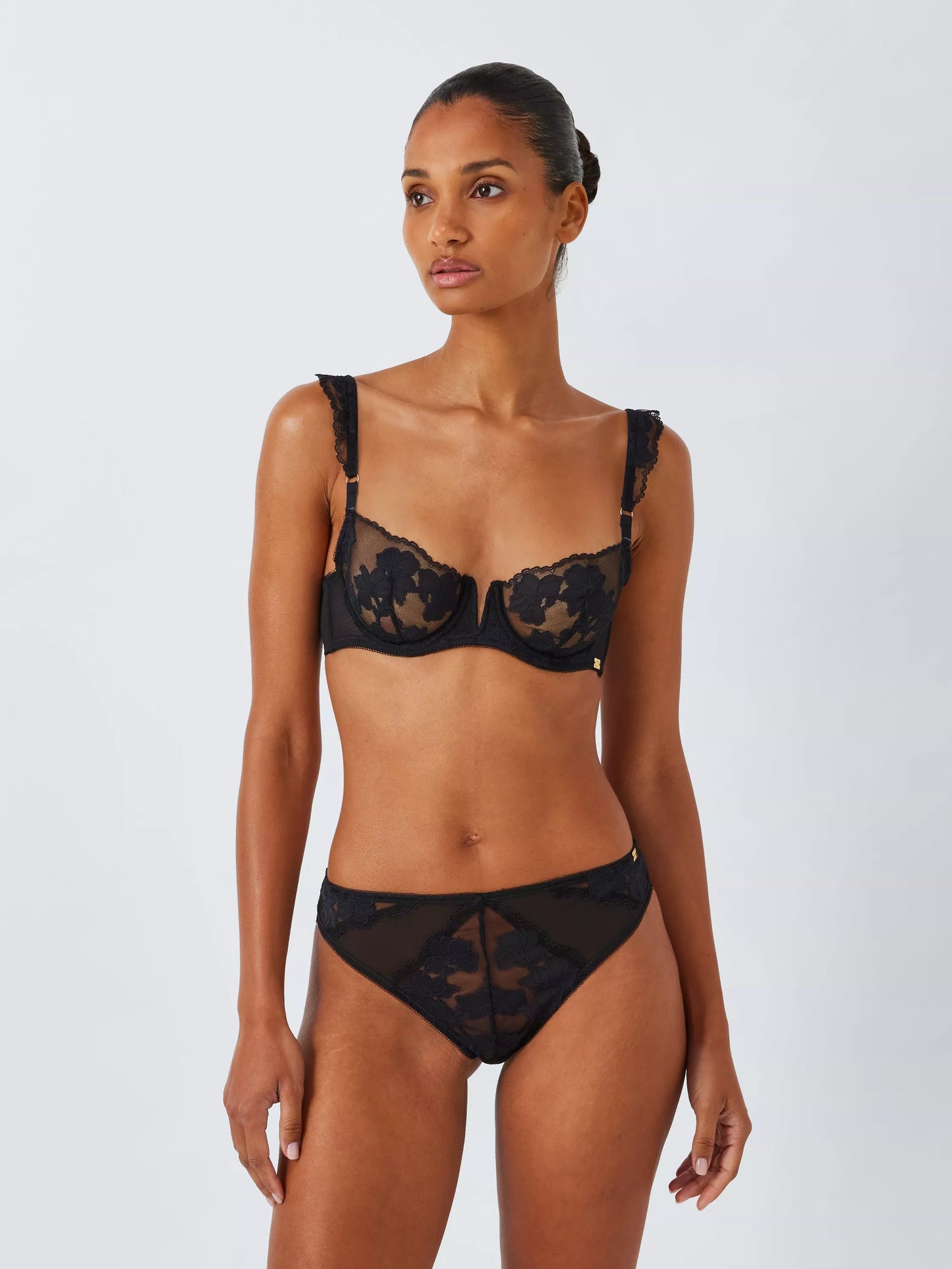 ‘Kellie’ lace balcony bra in black