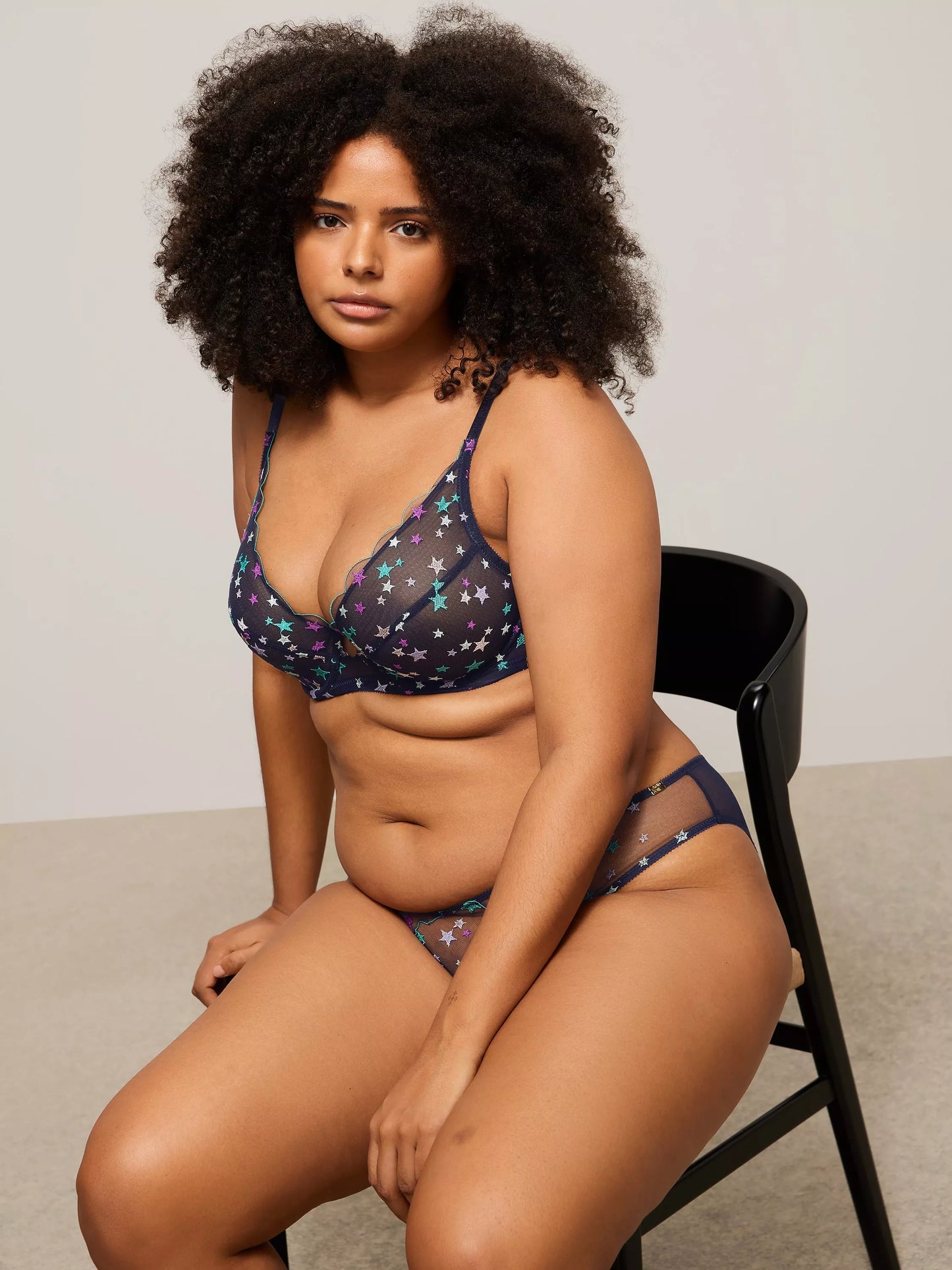 ‘Sienna’ star high apex bra in navy, full support