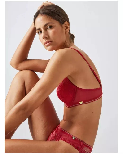 ‘Wren’ high apex, padded plunge bra in red