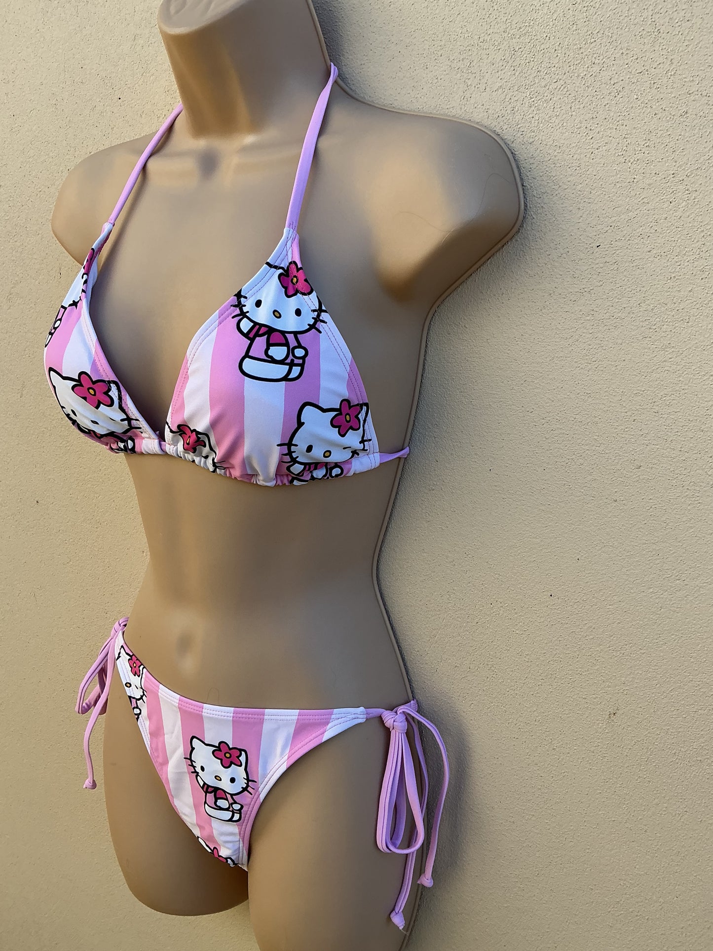 Hello Kitty striped bikini size M (10)