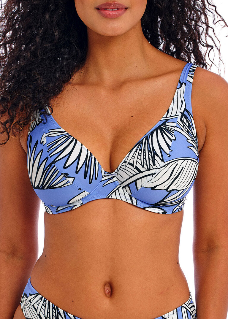 FREYA ‘Mali beach’ high apex bikini top in cornflower size 36D