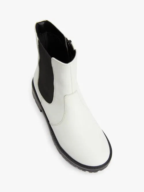 John Lewis - chunky Chelsea boots in white size 1 (33)