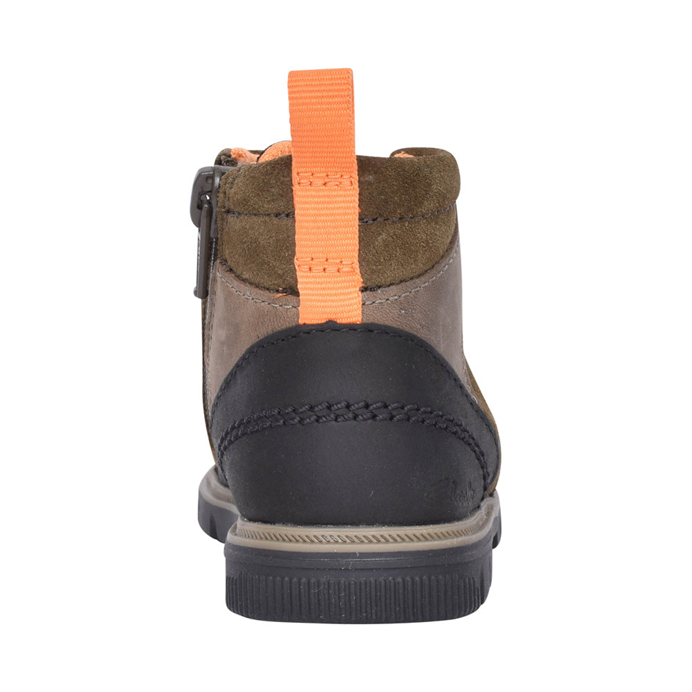 Clark’s ‘Lorcam Hike’ boots in khaki combo (wide fit G)
