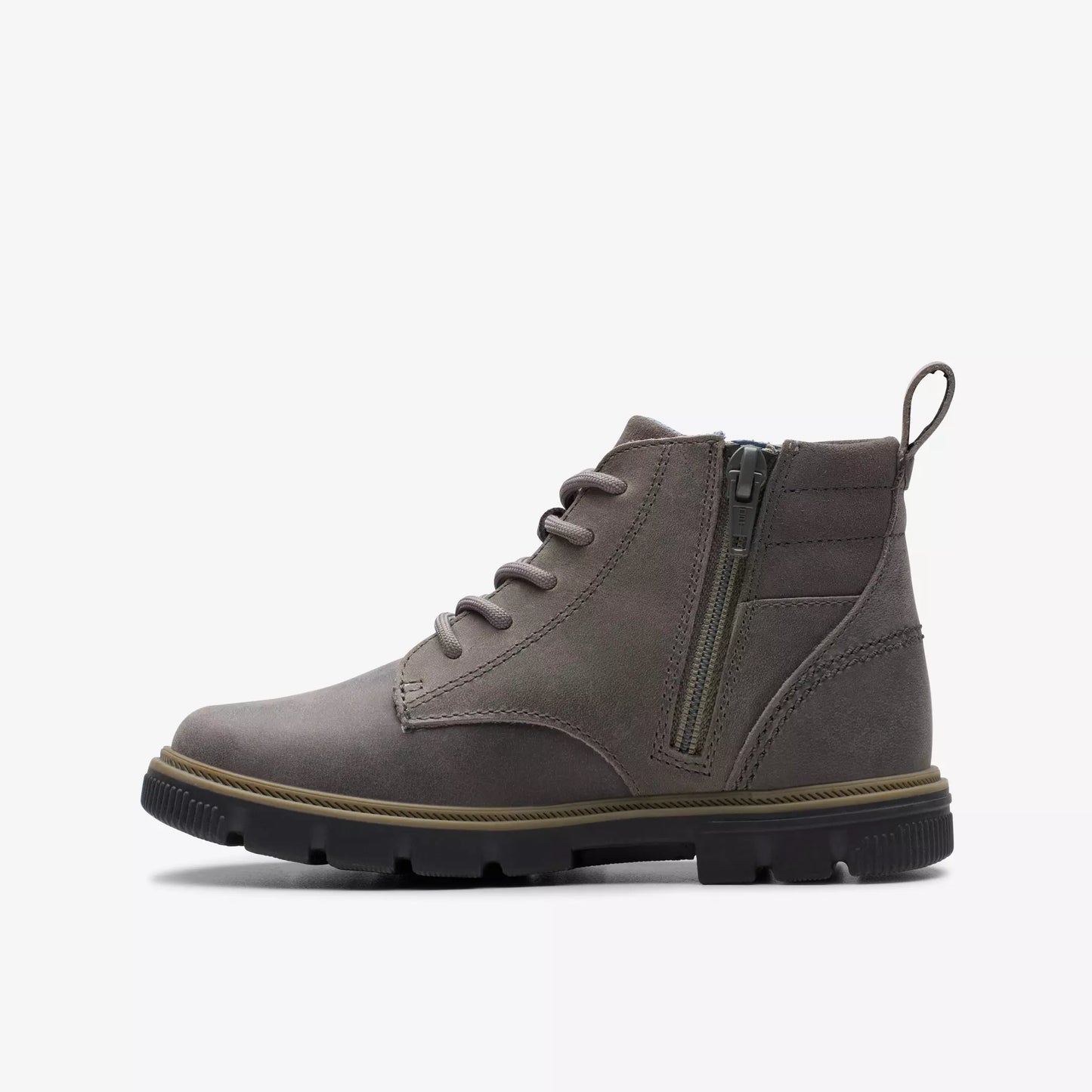 Clark’s ‘Lorcam Trail’ in dark grey (wide fit G)