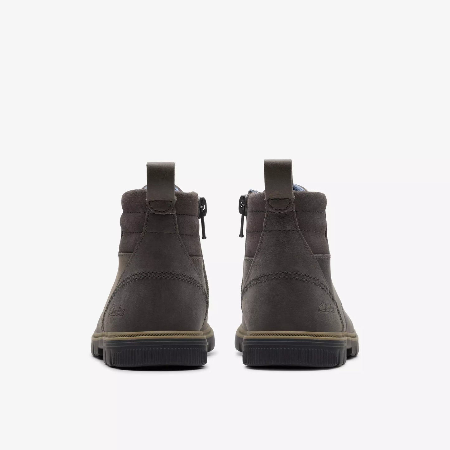Clark’s ‘Lorcam Trail’ in dark grey (wide fit G)