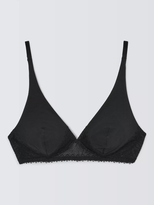 ‘Nova’ non wired soft bra in black
