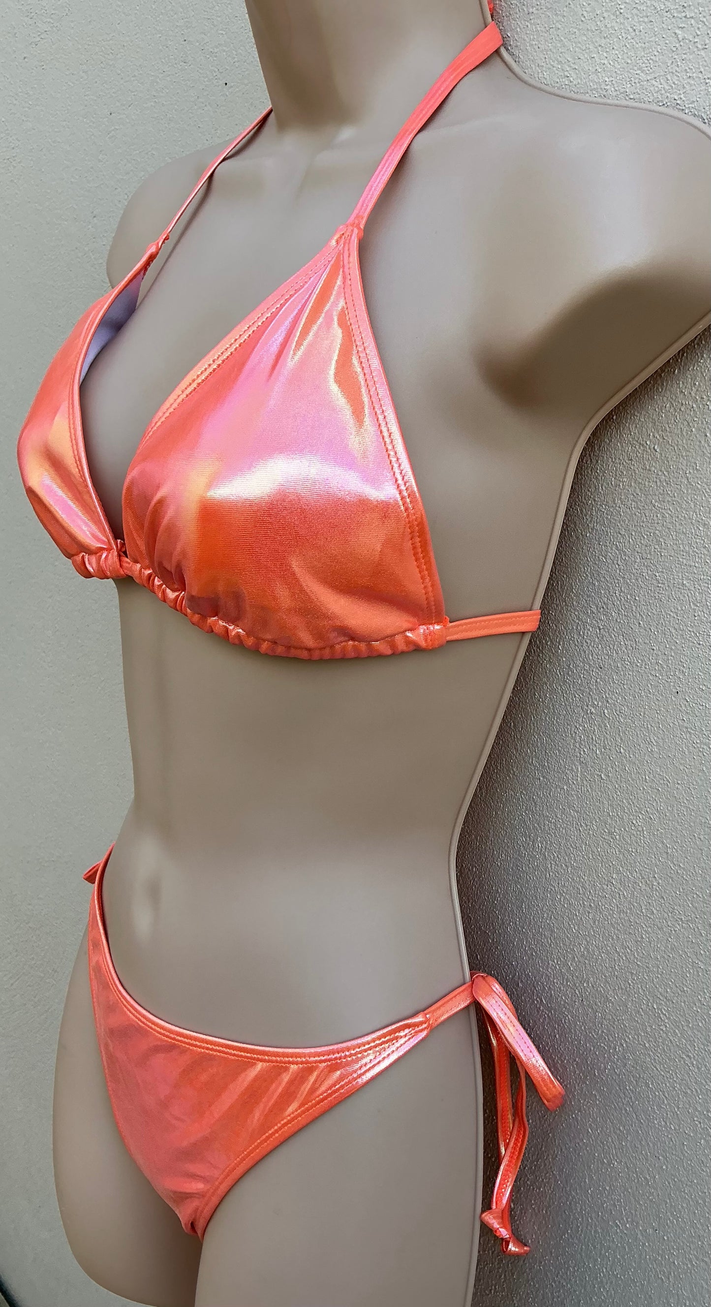 Wet look, iridescent bikini in coral size L (12)