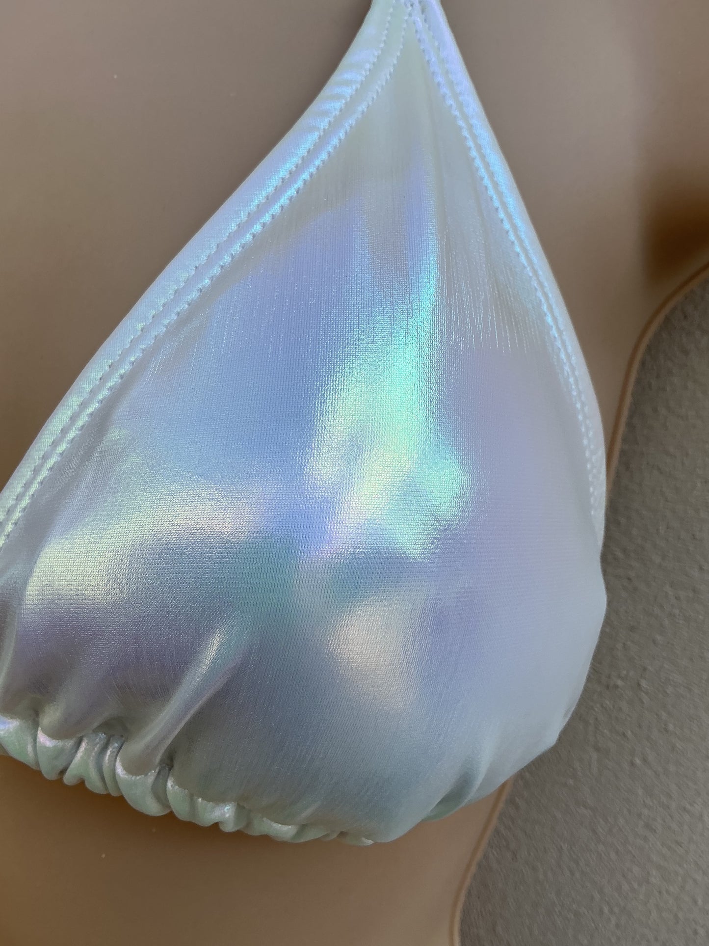 Wet look, iridescent bikini in pearl size M (10)