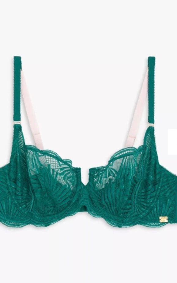‘Bailey’ balcony bra in green