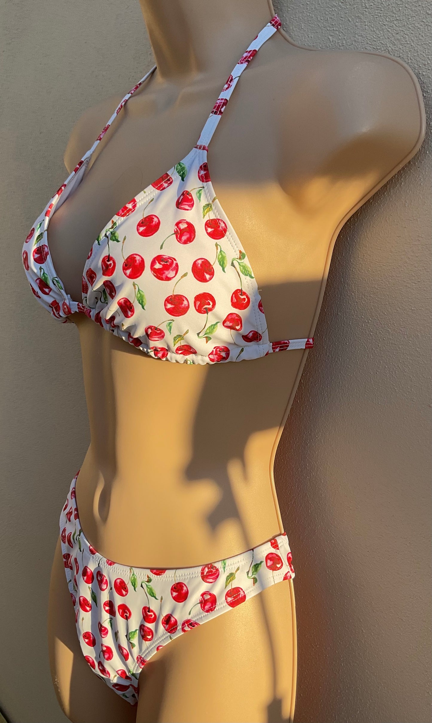 Cherry print bikini size M (10)