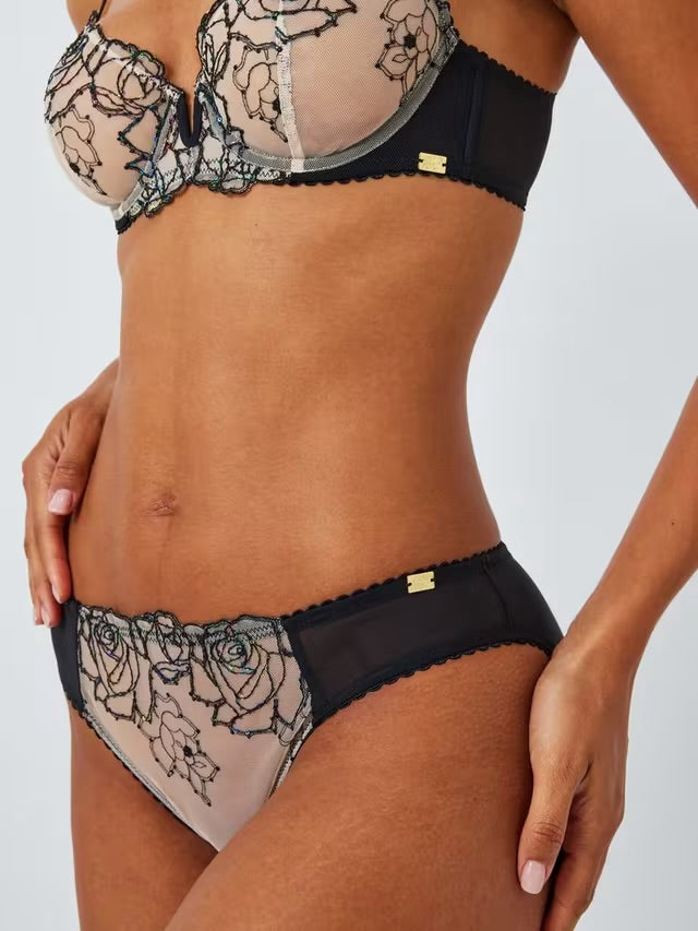 ‘Blake’ bikini briefs size 14