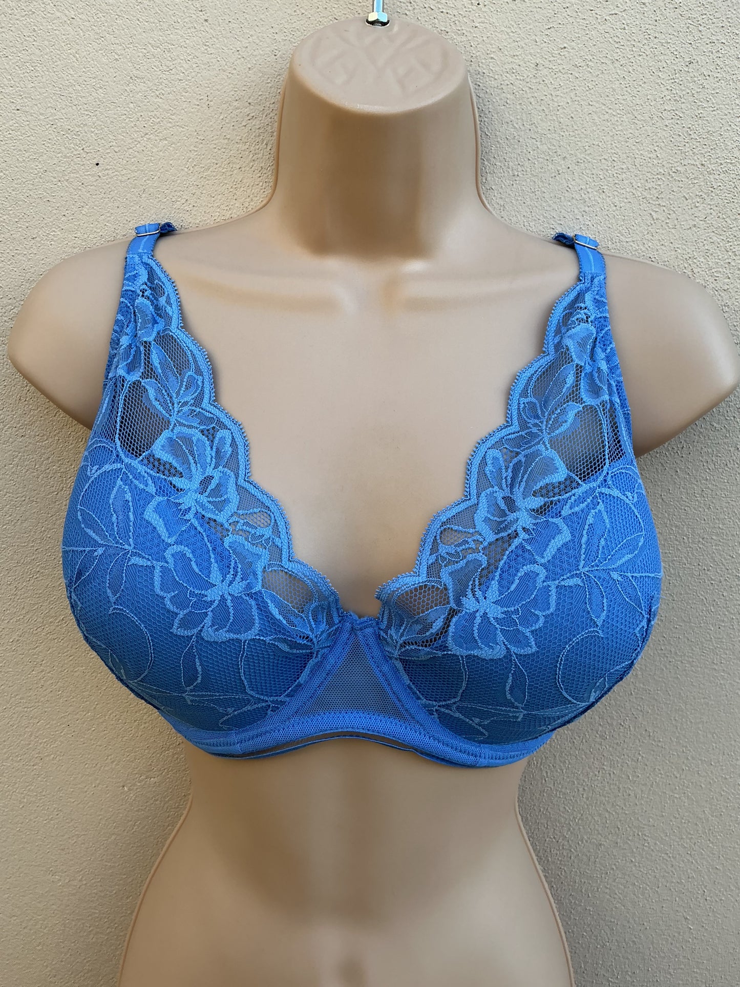 ‘Wren’ high apex, padded plunge bra in cornflower blue, full support