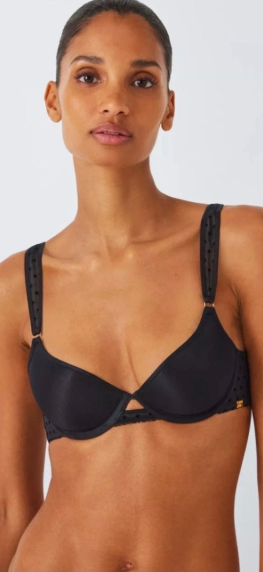 ‘Coco’ spacer bra in black