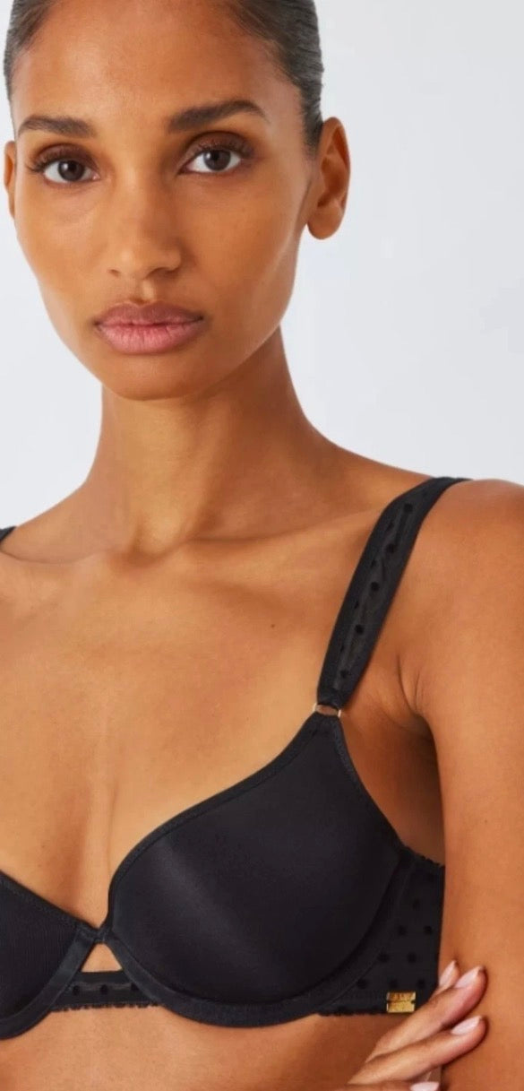 ‘Coco’ spacer bra in black