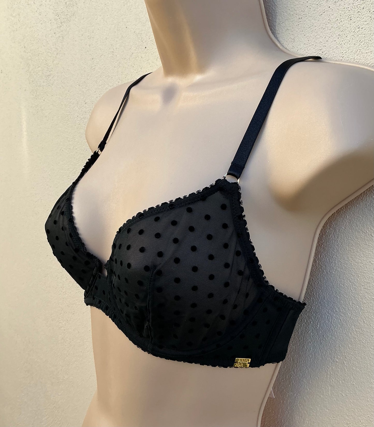 ‘Coco’ dotty bra in black