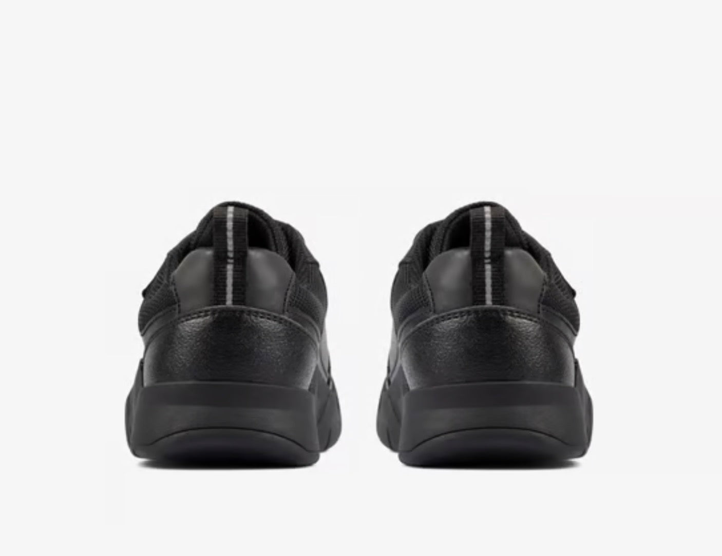 CLARKS Scooter Speed in black leather size 12F (30)
