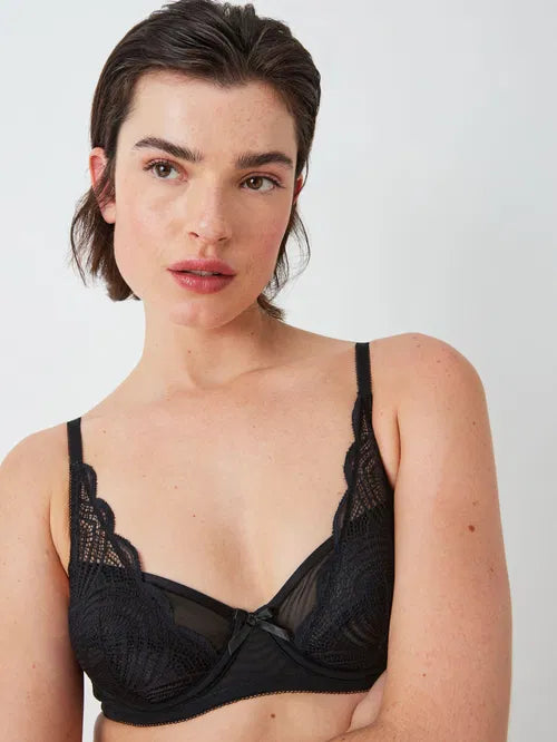 ‘Mabel’ high apex, non padded plunge bra in black