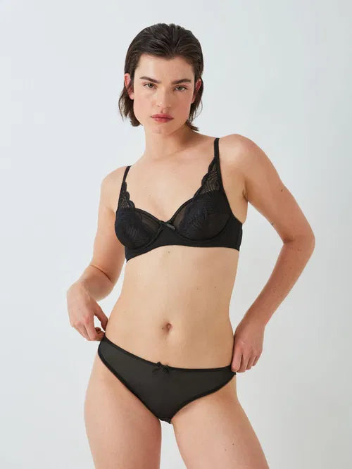 ‘Mabel’ high apex, non padded plunge bra in black