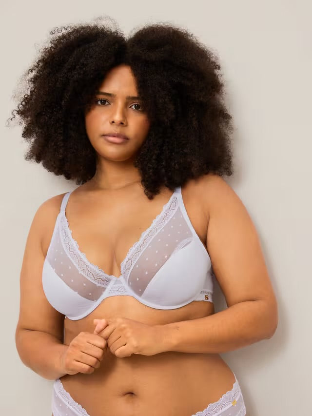 ‘Teagan’ high apex, lightly padded, full support bra in white