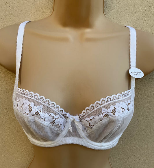 ‘Maisey’ non padded, lace edge bra, in white
