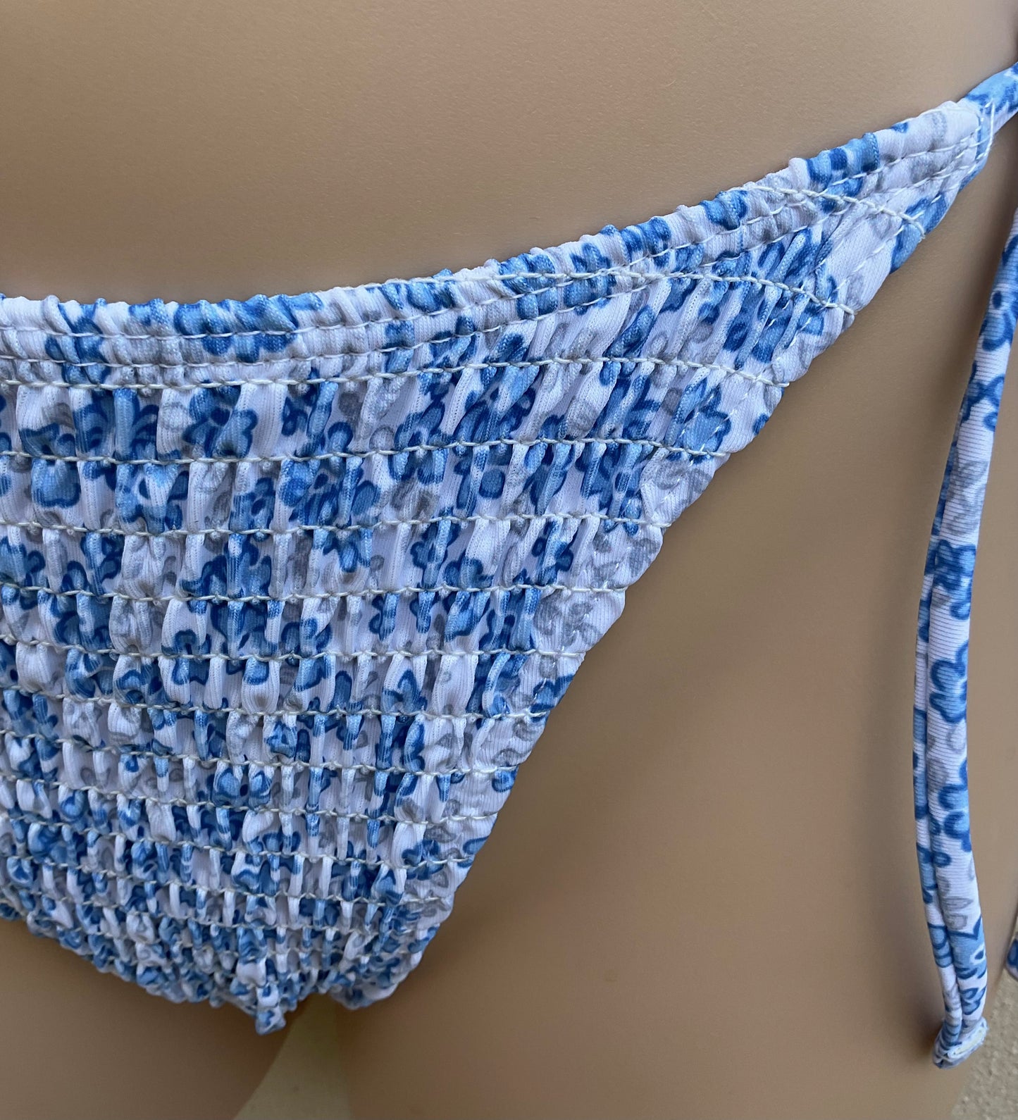 Blue and white shirred bikini size M (10)