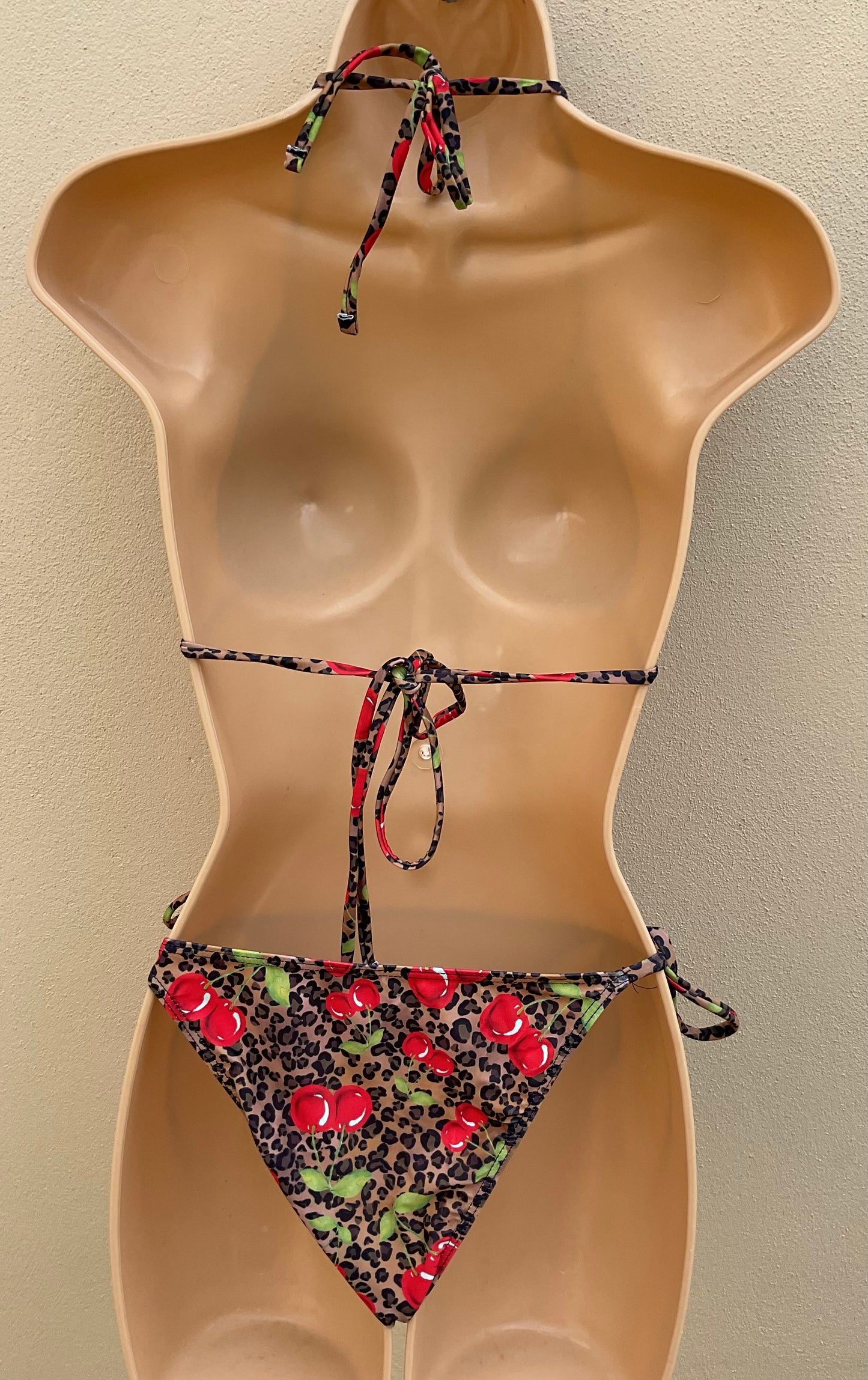 Leopard/cherry bikini size S (8)