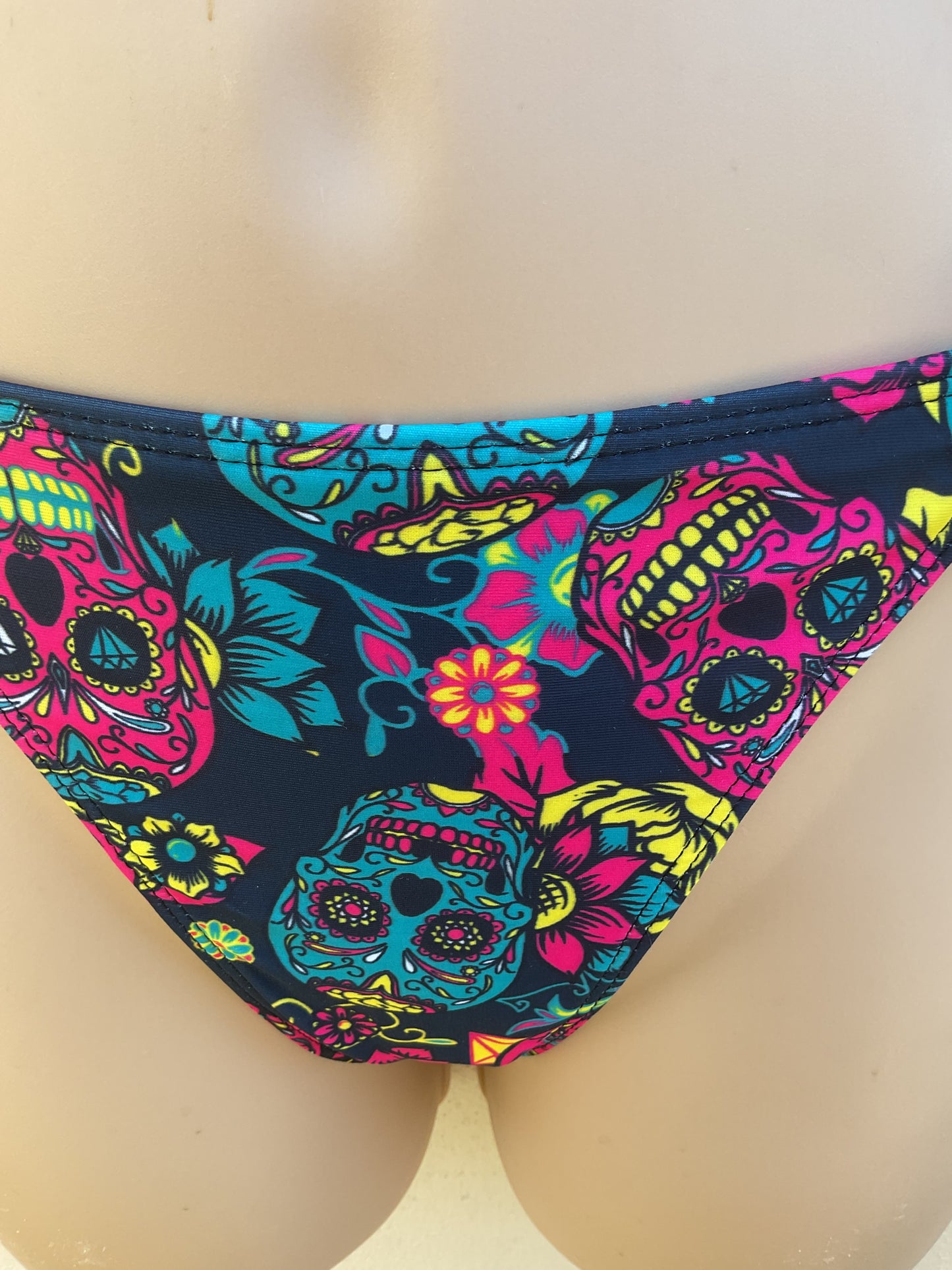 Black candy skull bikini