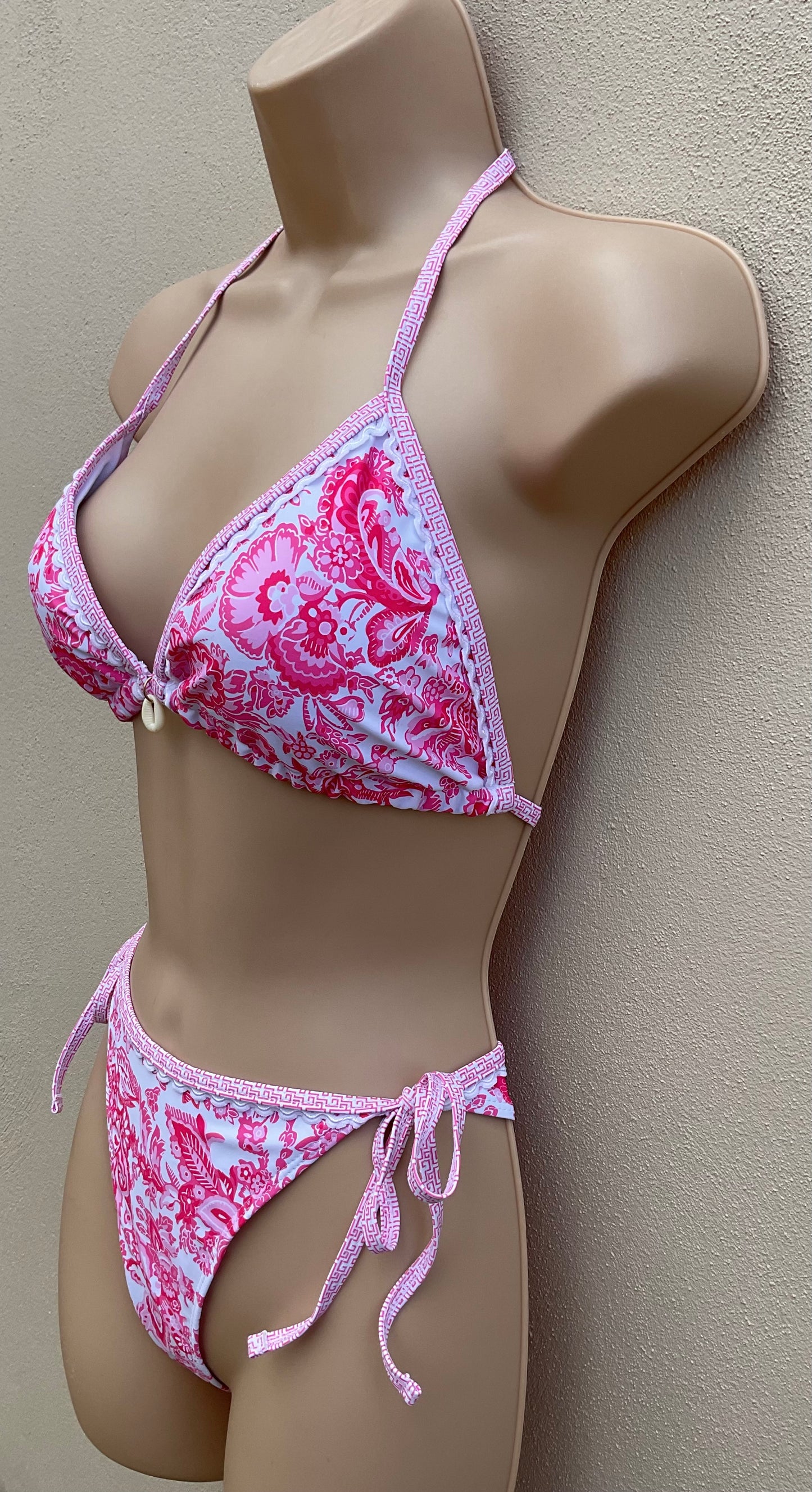 Orient bikini with shell detail in pink size XL (14)