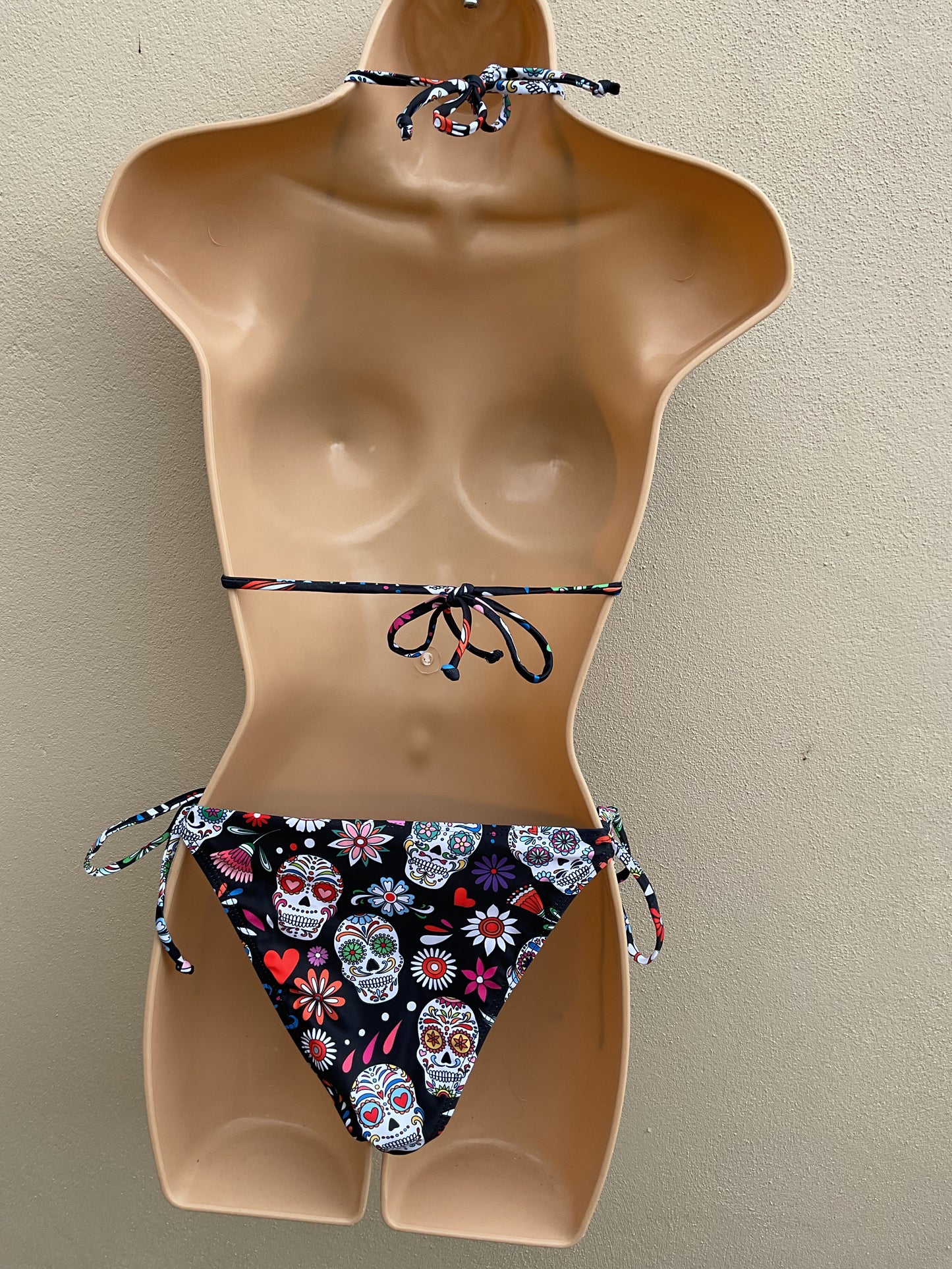 Black candy skull bikini size M (10)