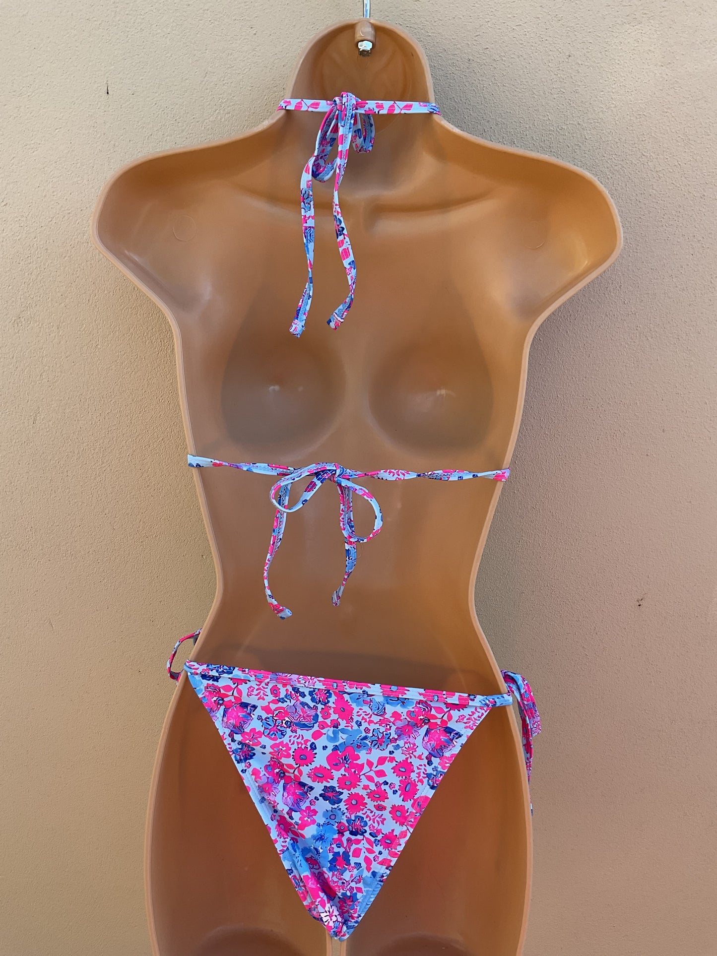 Sky blue and fuchsia floral bikini size S (8)